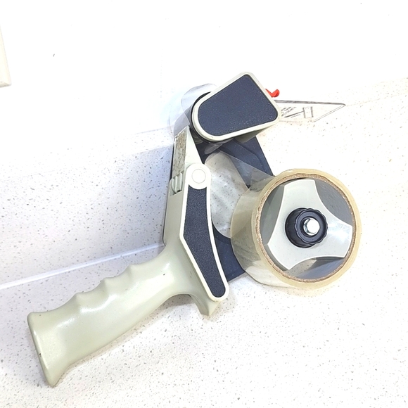 Packing Tape Dispenser Heavy Duty - Picture 1 of 4